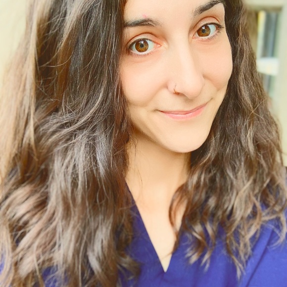 Meet your Posher, Taylor - Picture 1 of 1